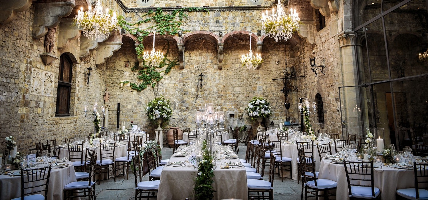 Wedding in Italy from   Bi_kek – Kirghizistan | Romantic Italian Weddings